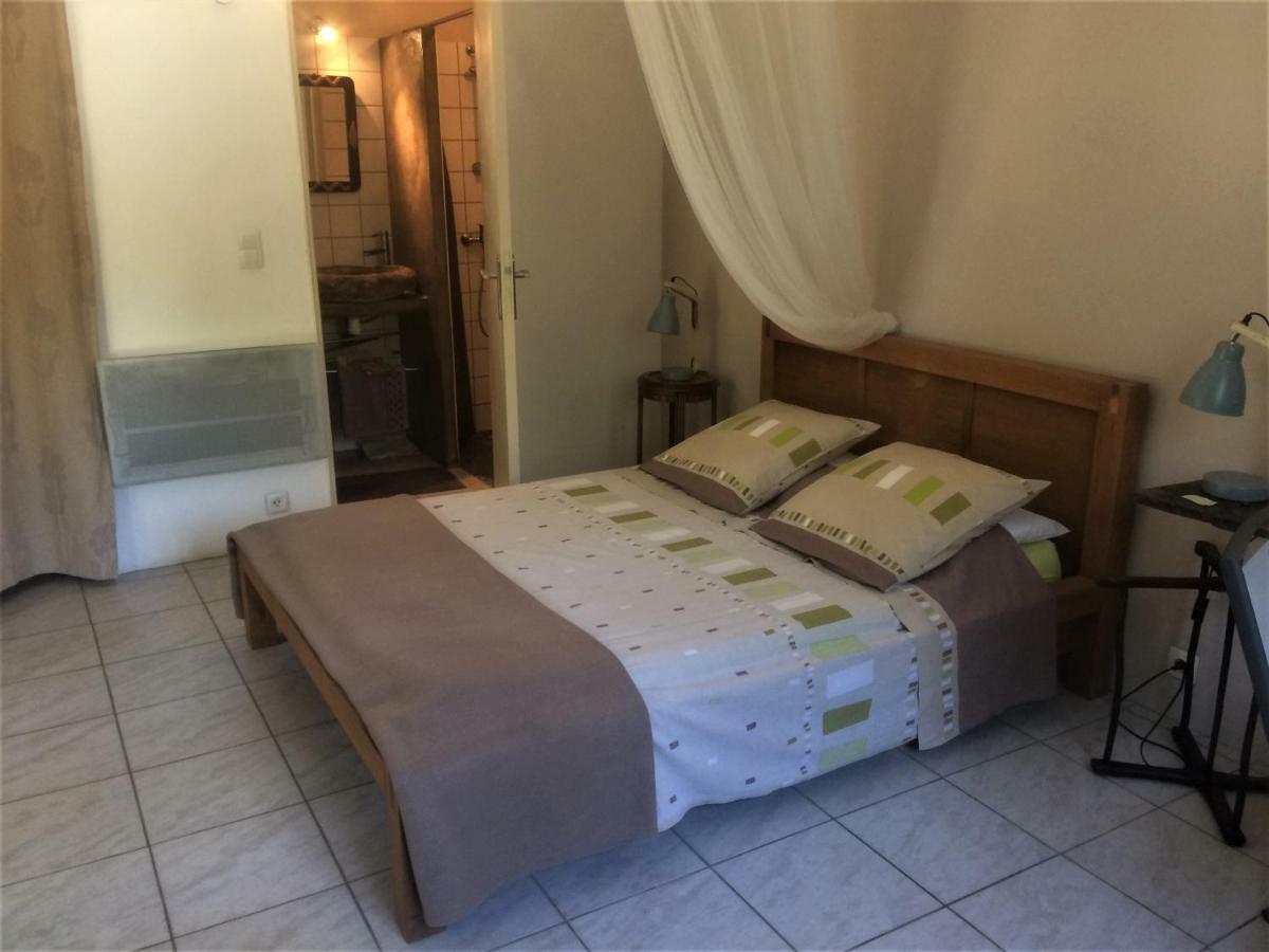 Les Deux Chemins Hotell Mons  Exteriör bild