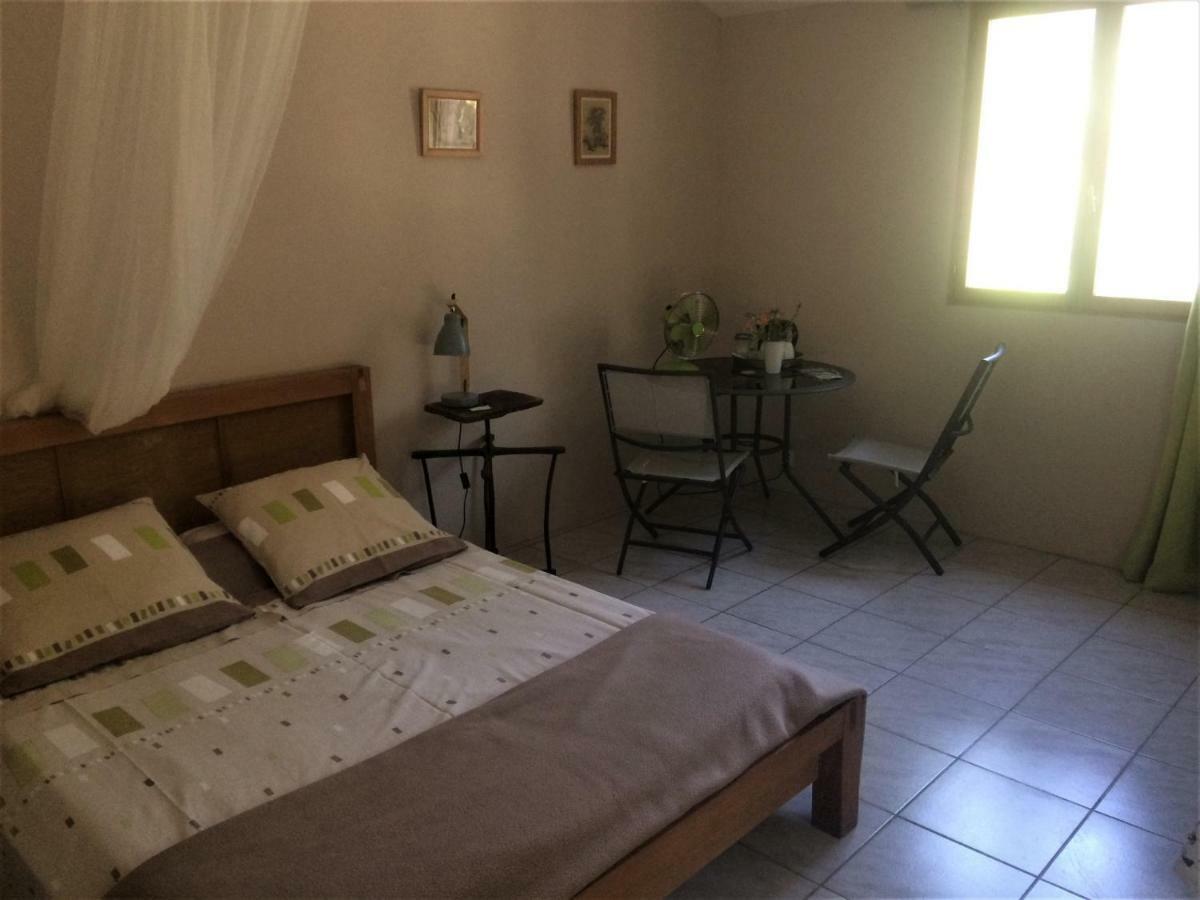Les Deux Chemins Hotell Mons  Exteriör bild