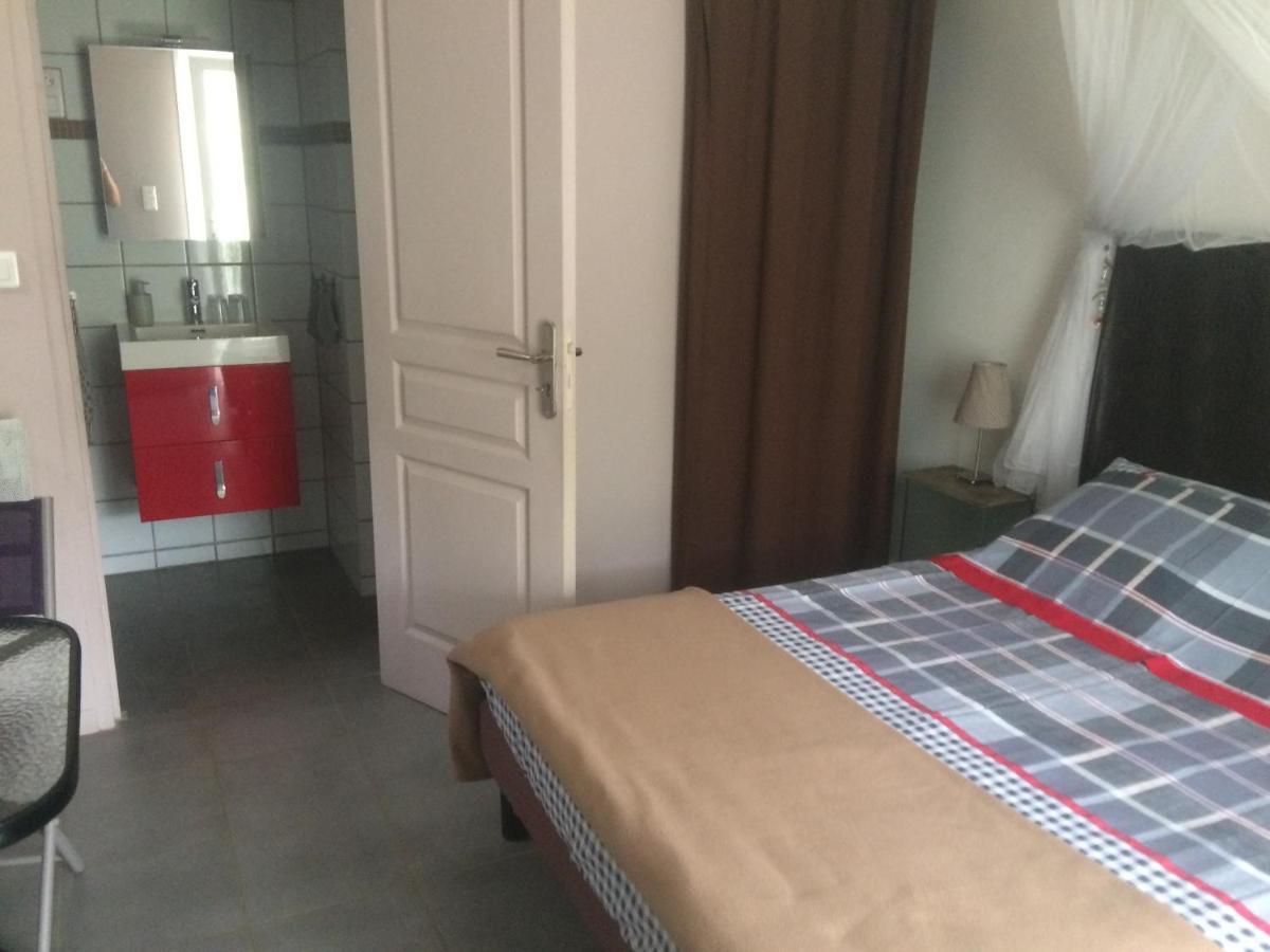 Les Deux Chemins Hotell Mons  Exteriör bild